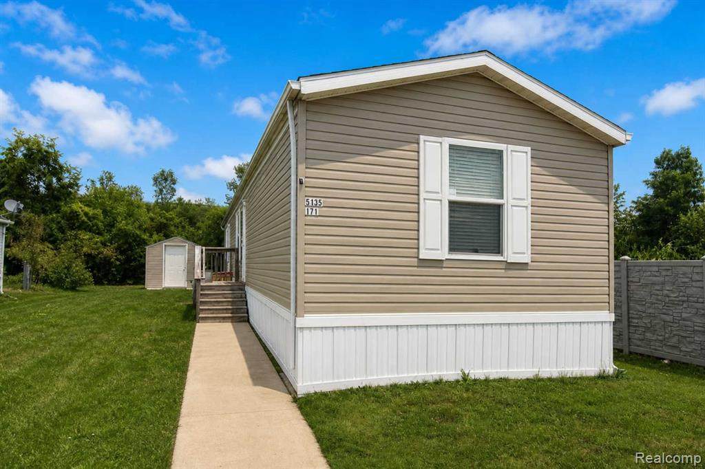 5135 East Annapolis Circle - Photo 1