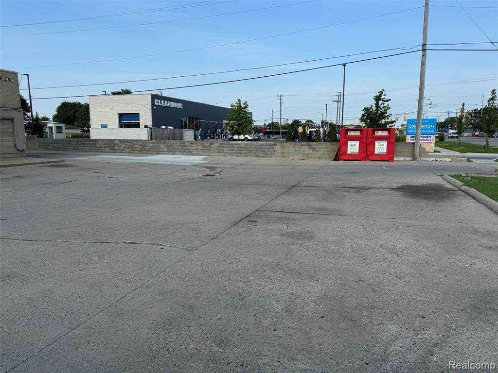 https://bt-photos.global.ssl.fastly.net/realsource/orig_boomver_1_61010841-2.jpg