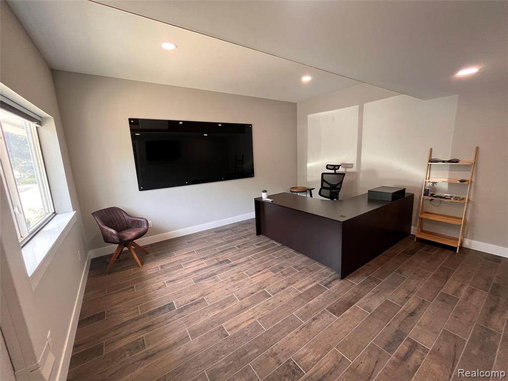 10047 Bergin - Photo 1