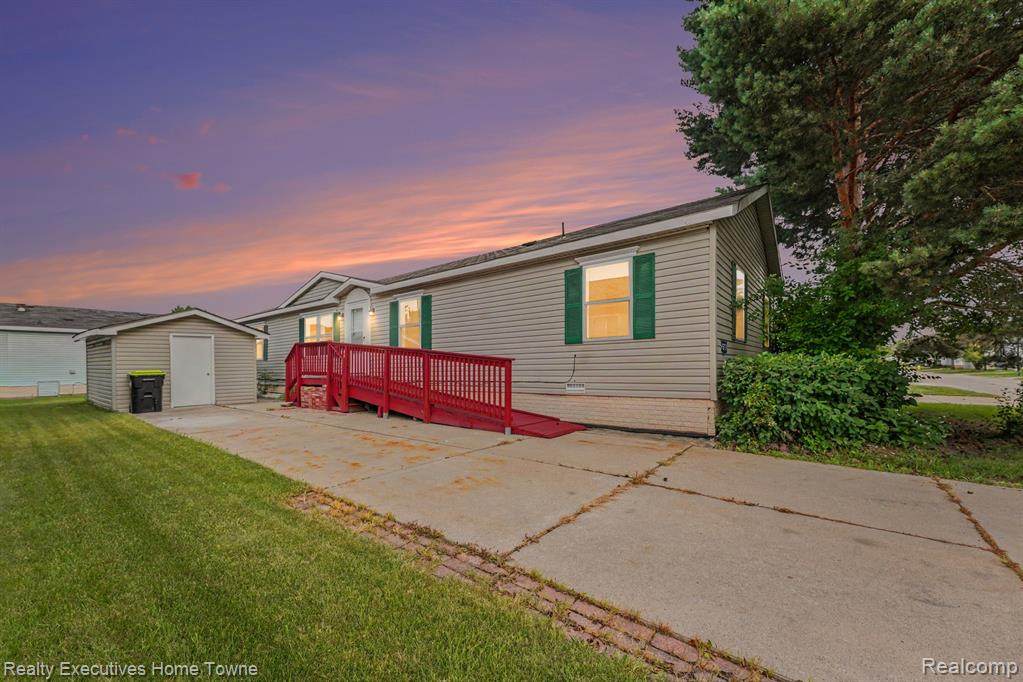 45713 Bonaventure Dr - Photo 1