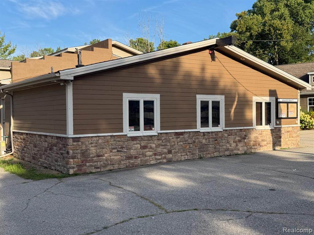 612 Main - Photo 1
