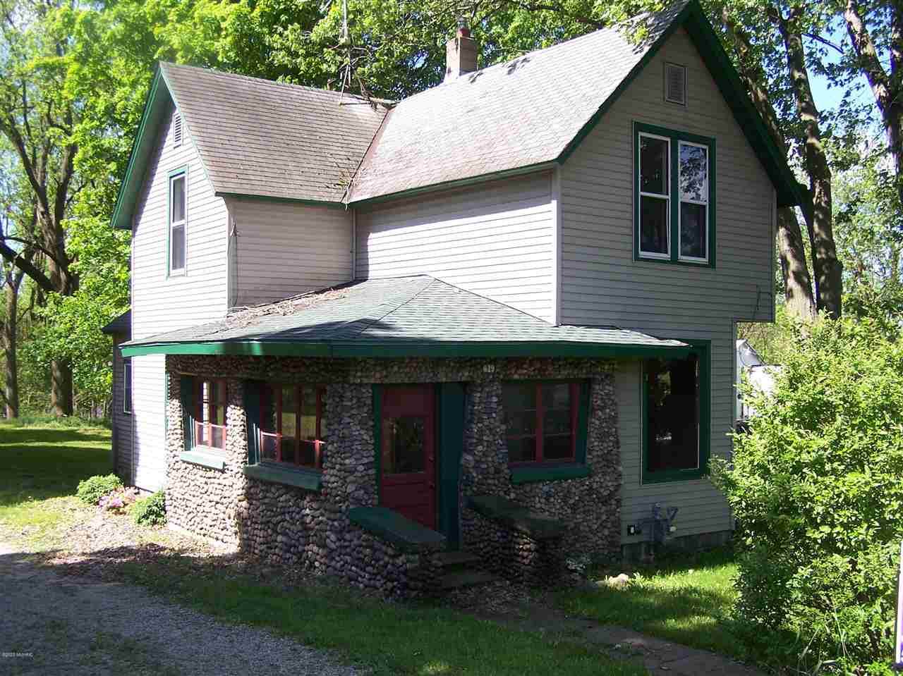 419 Chicago Street - Photo 1