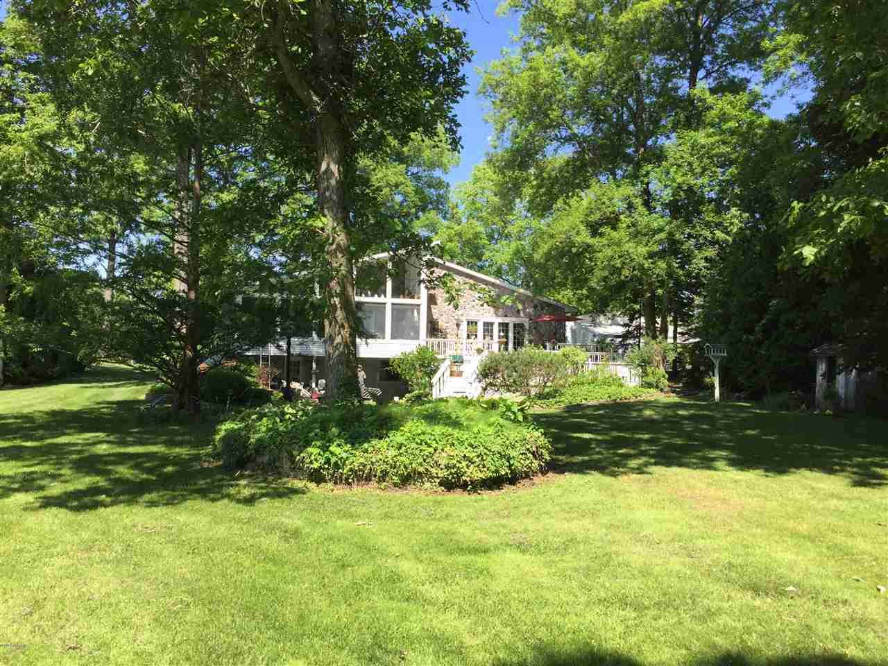 257 Dons Drive - Photo 1