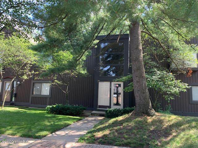 113 Inverness - Photo 1
