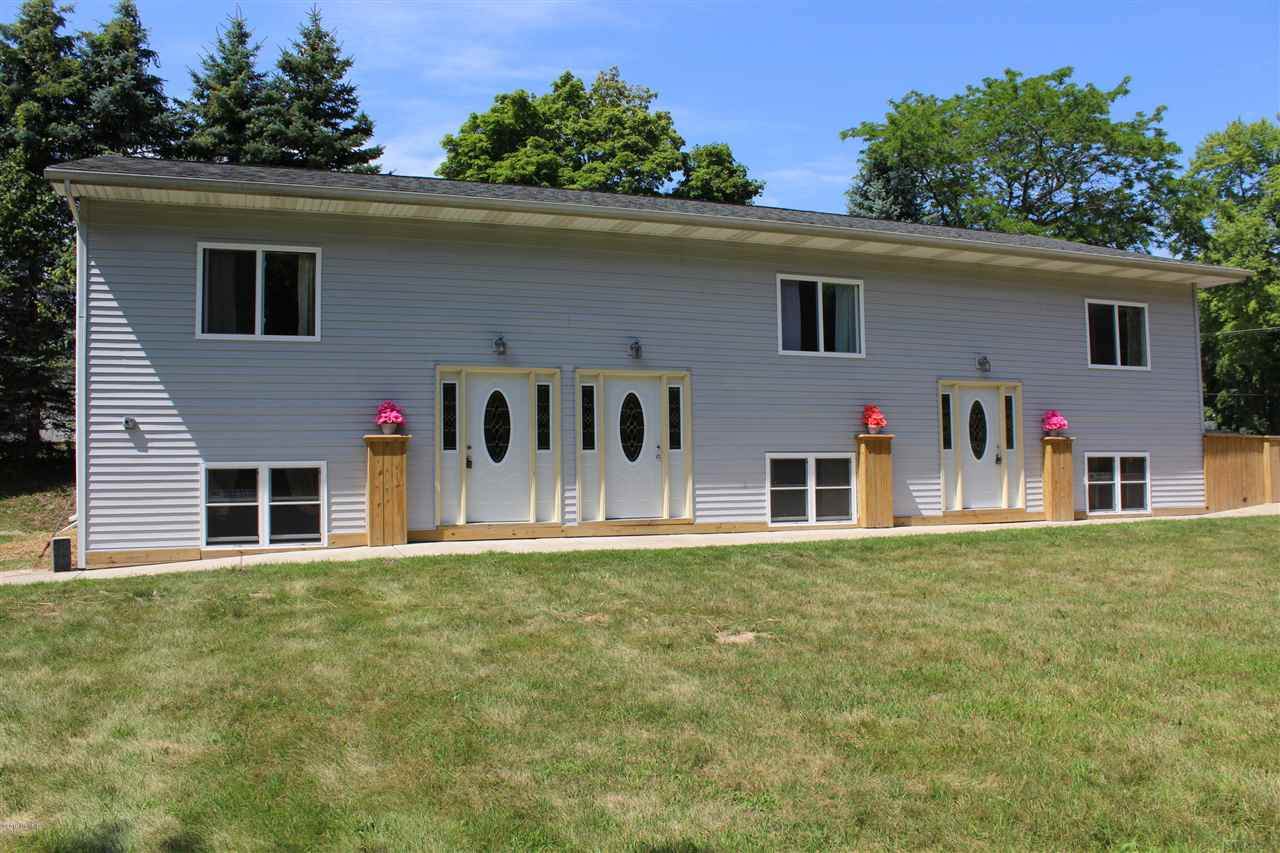 714 Main Street - Photo 1