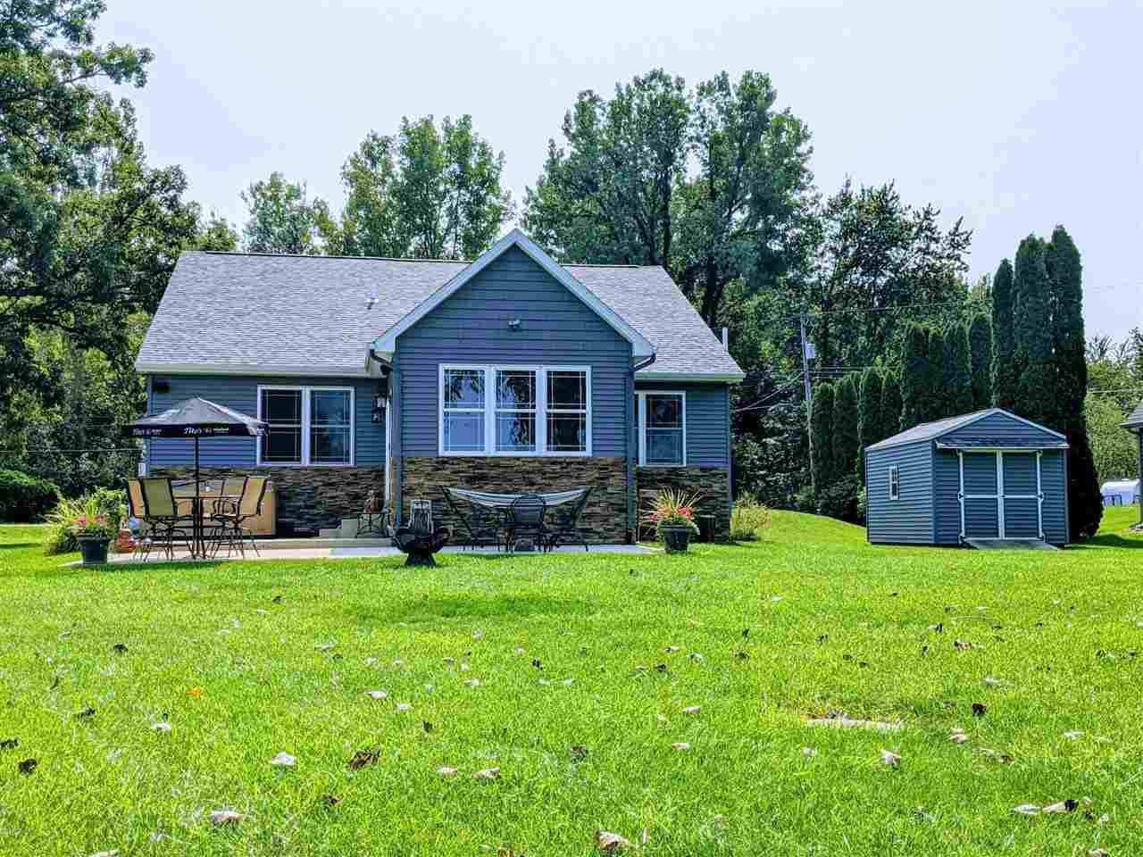 265 Lakeside Drive - Photo 1