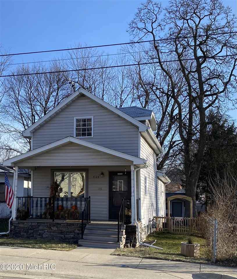 309 Main Street - Photo 1