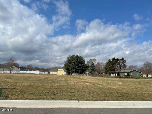 69 Thompson Boulevard - Photo 1