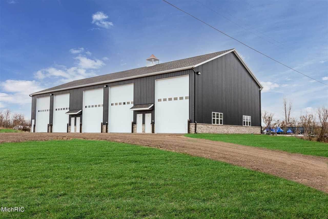 185 Anchors Way - Photo 1