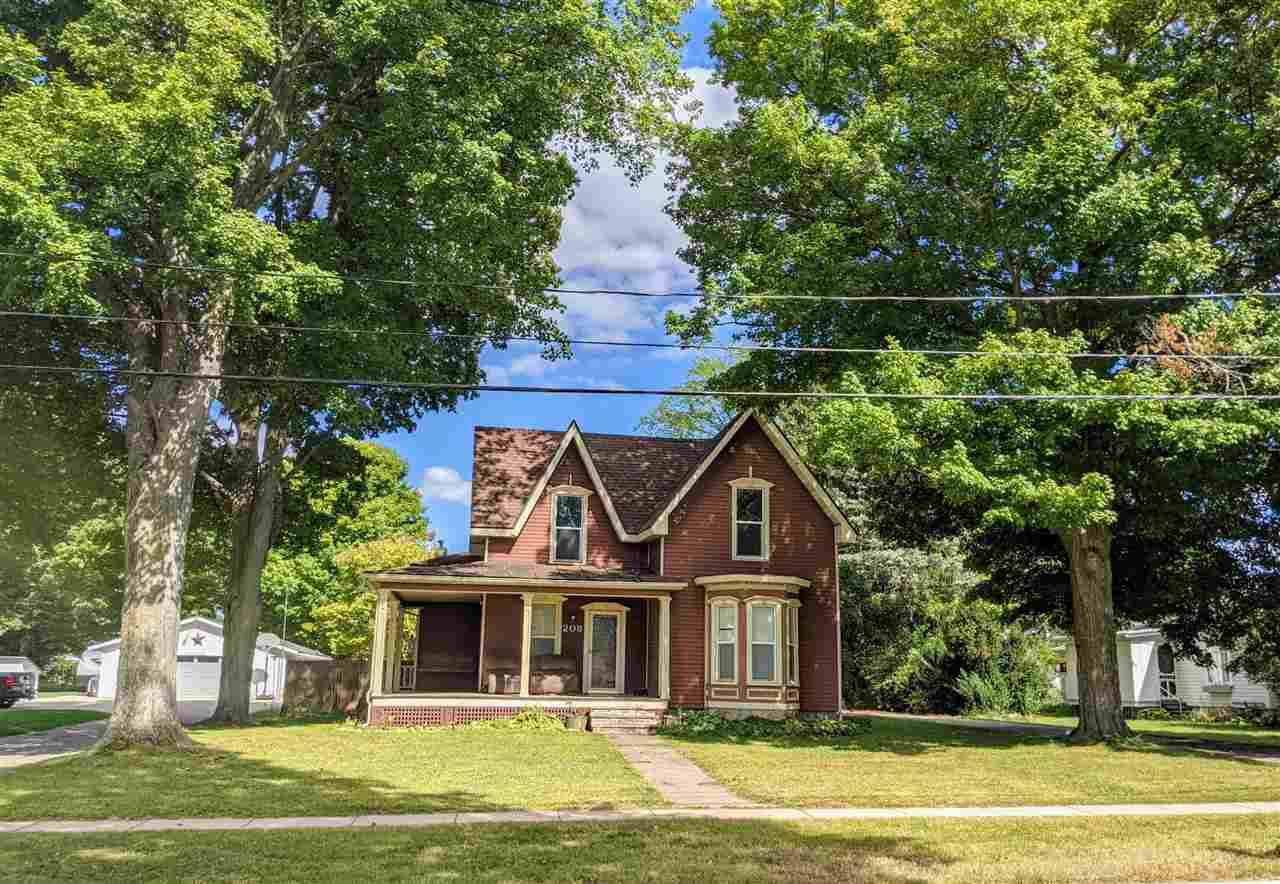 208 St. Joe Street - Photo 1