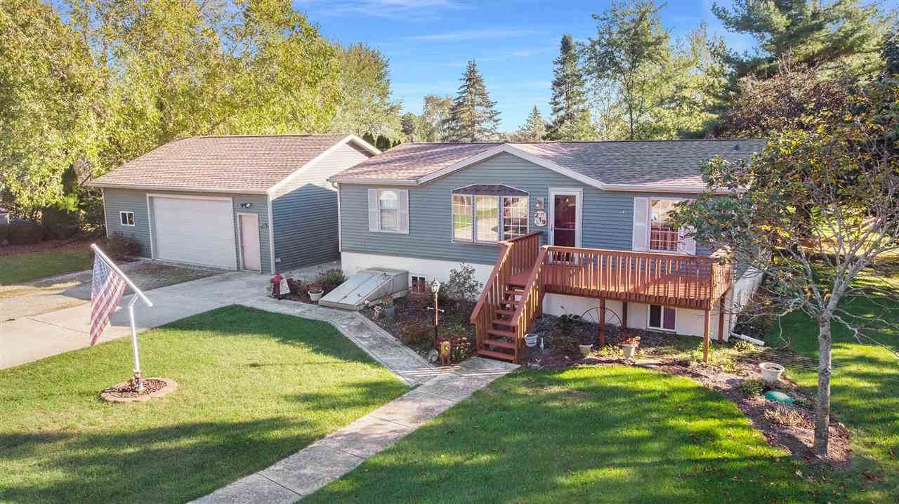 219 Claremont Circle - Photo 1