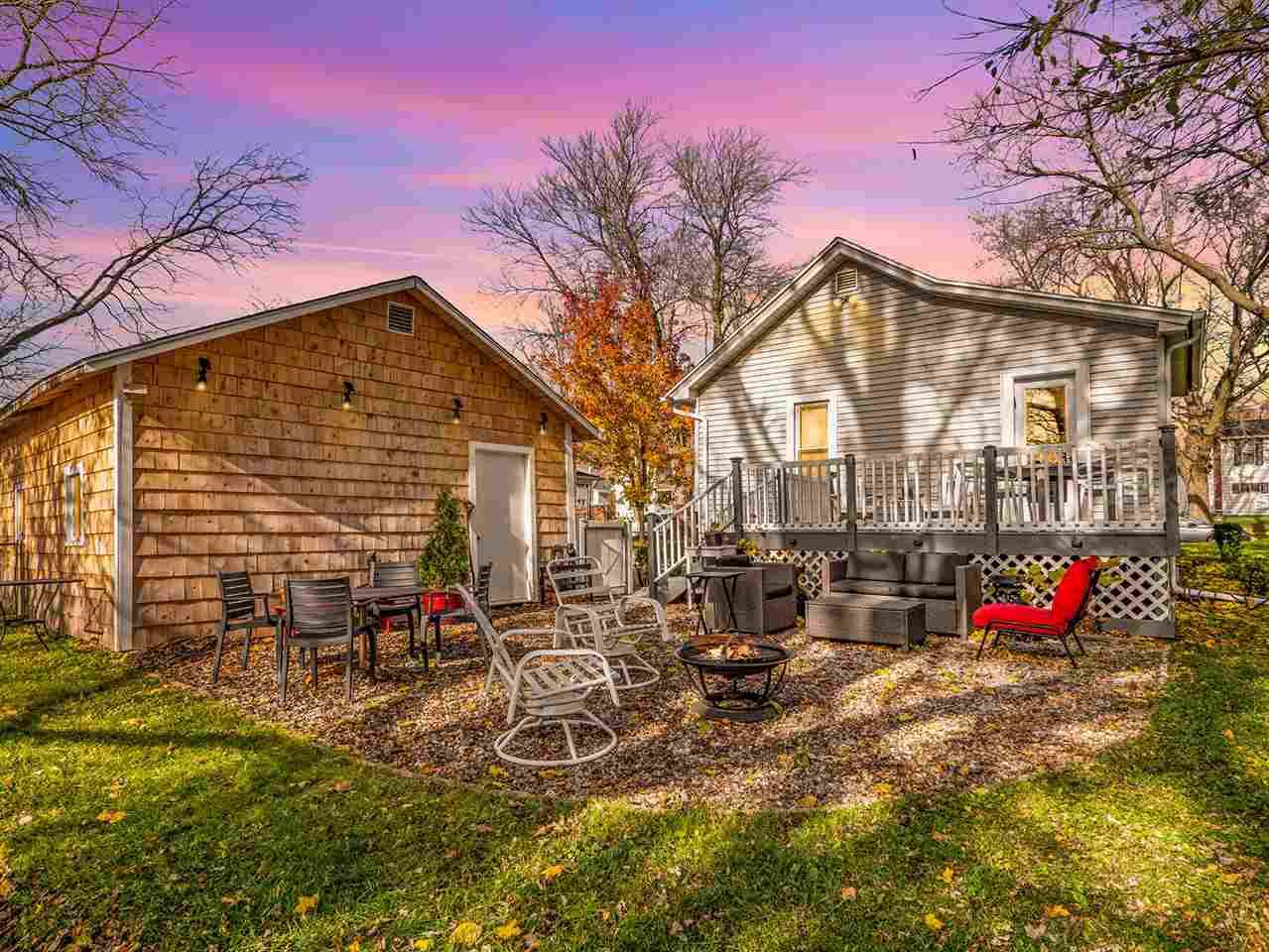 713 Webb Street - Photo 1