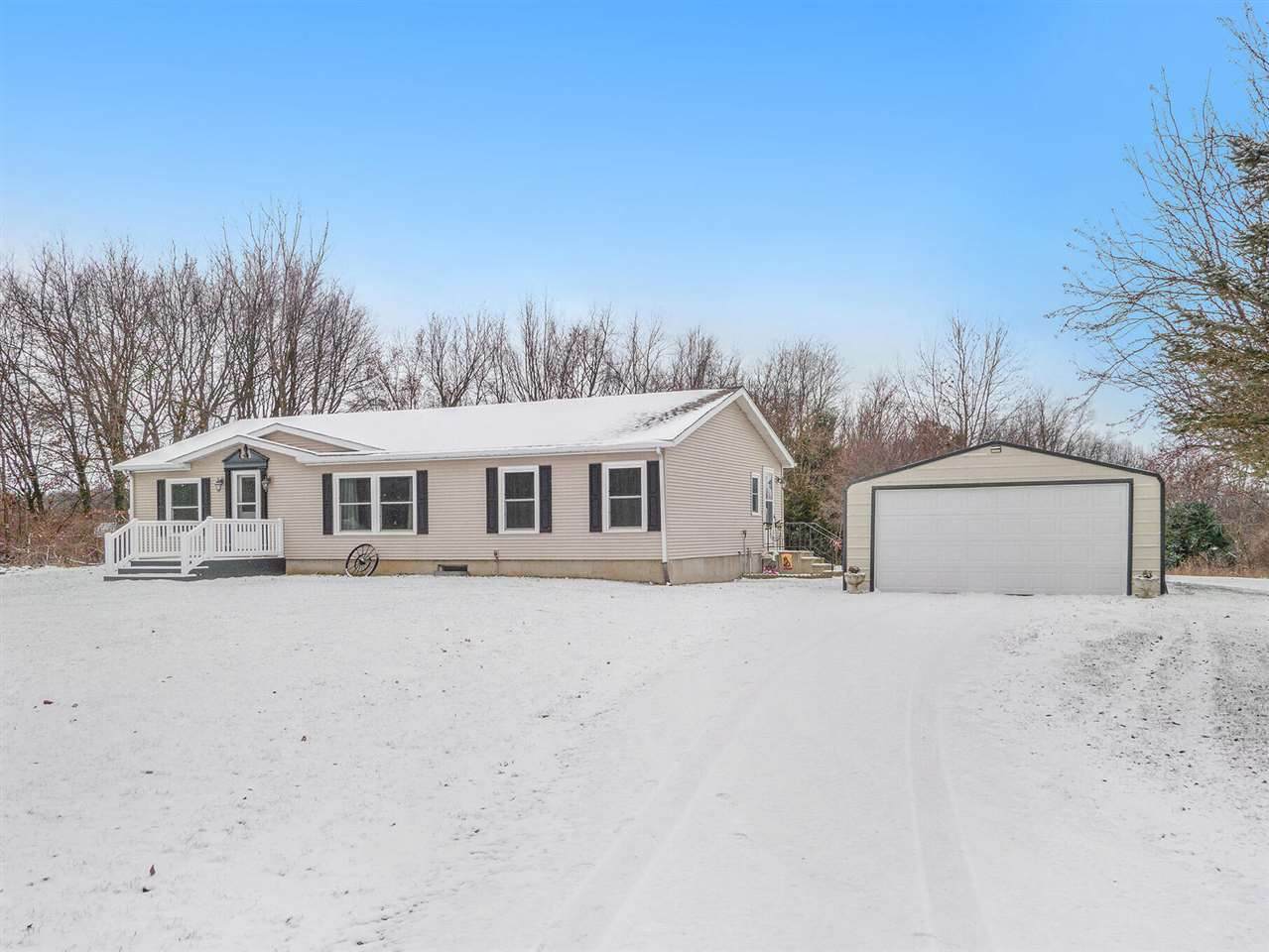 3395 Pickett Road - Photo 1
