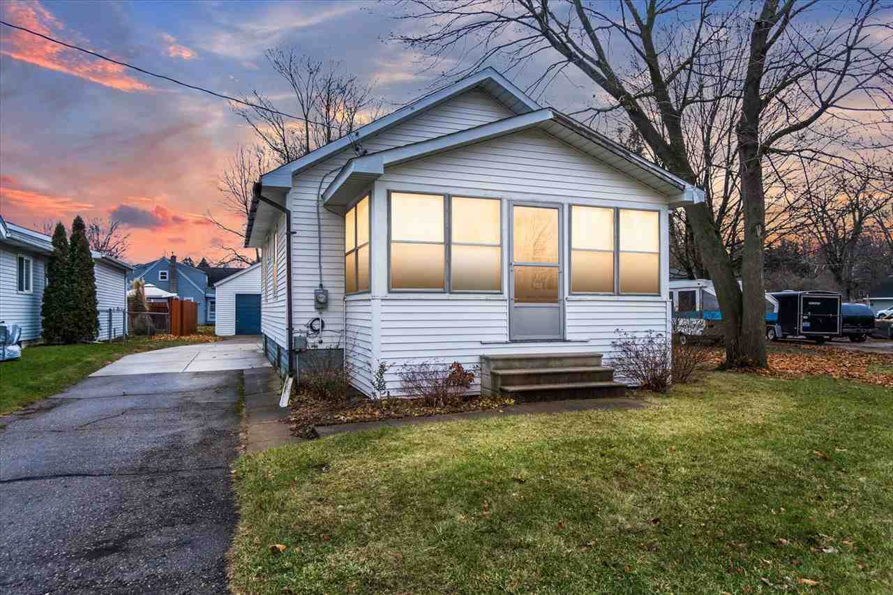 903 Hague Avenue - Photo 1