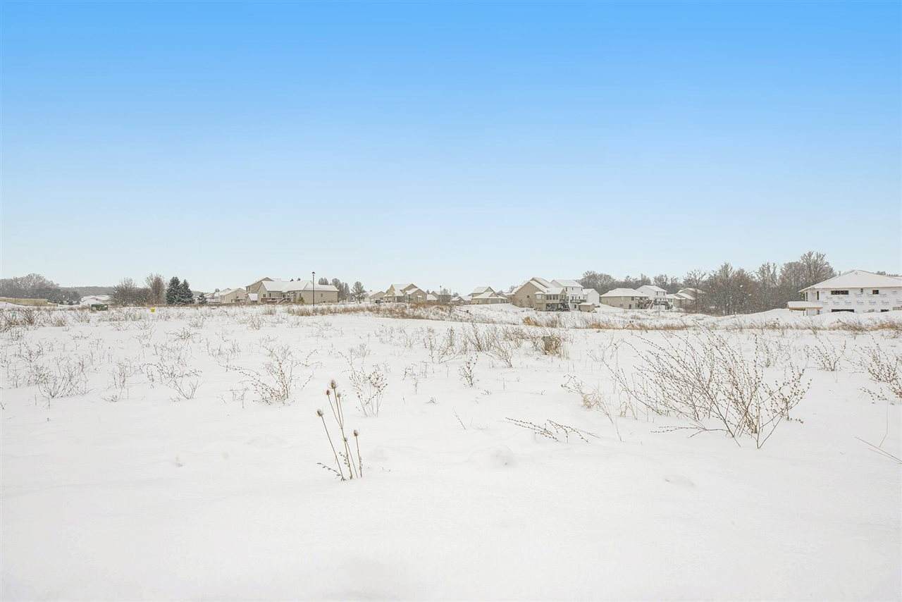 212 Gehl Avenue Sw - Photo 1