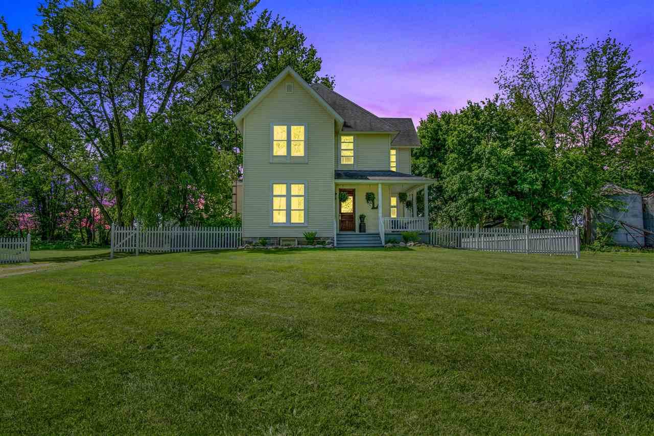 1069 Wildwood Road - Photo 1