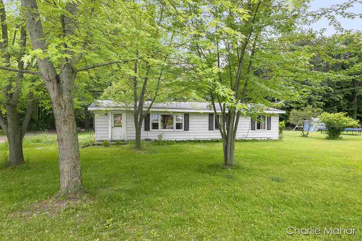 9468 Colby Road - Photo 1