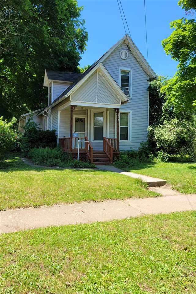 1008 Backus Street - Photo 1