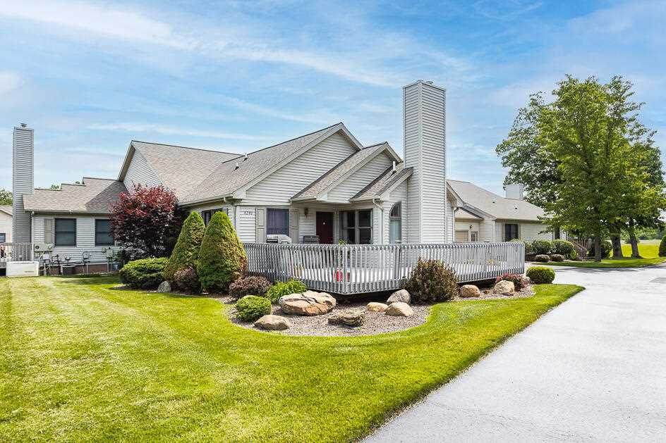 4249 Fairway Lane - Photo 1