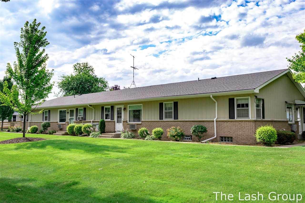 667 Blue Ash Drive Se - Photo 1