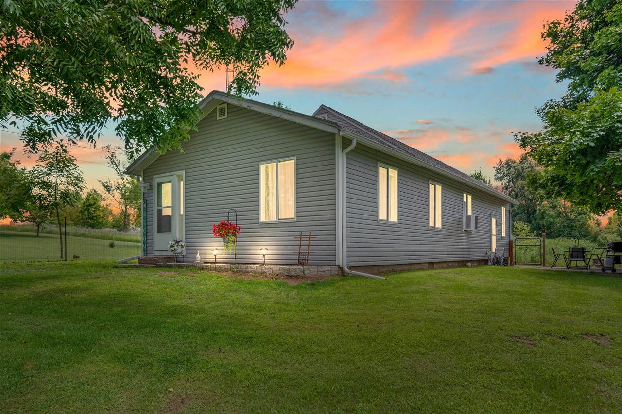 6245 Beecher Road - Photo 1