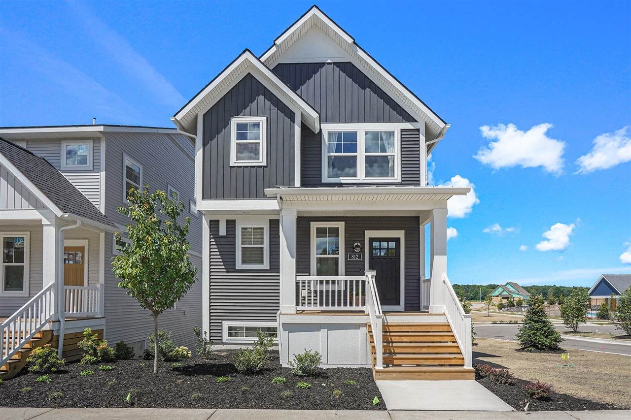 812 Lake Street - Photo 1