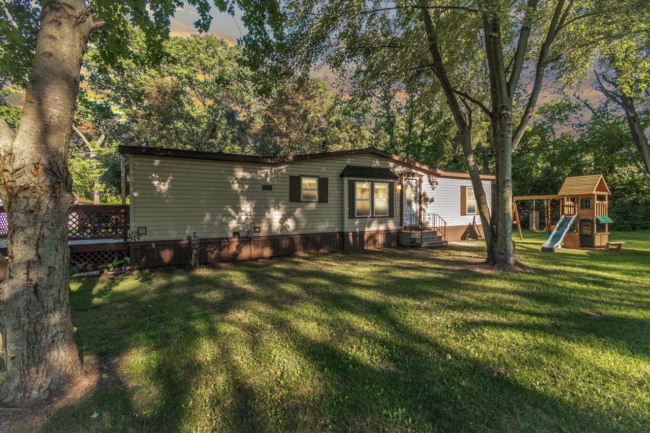 9301 Charmin Place - Photo 1