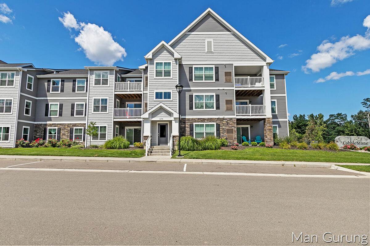 3179 Blairview Parkway Se - Photo 1