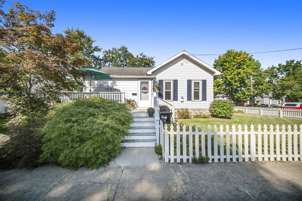 1034 6th Street - Photo 1