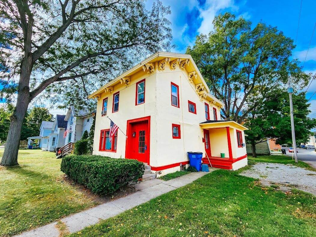 118 Maumee Street - Photo 1