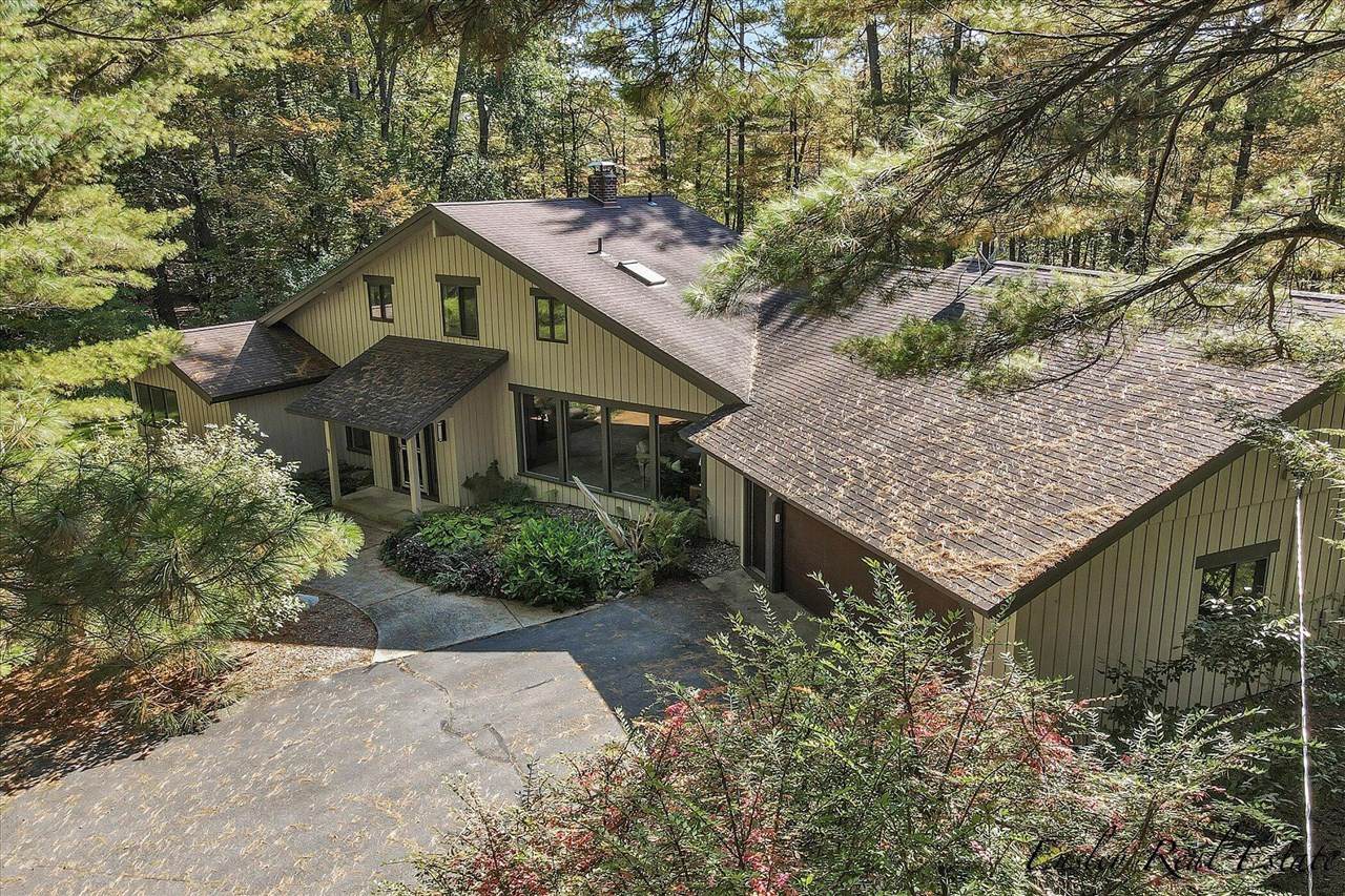 6345 Cypress Avenue - Photo 1