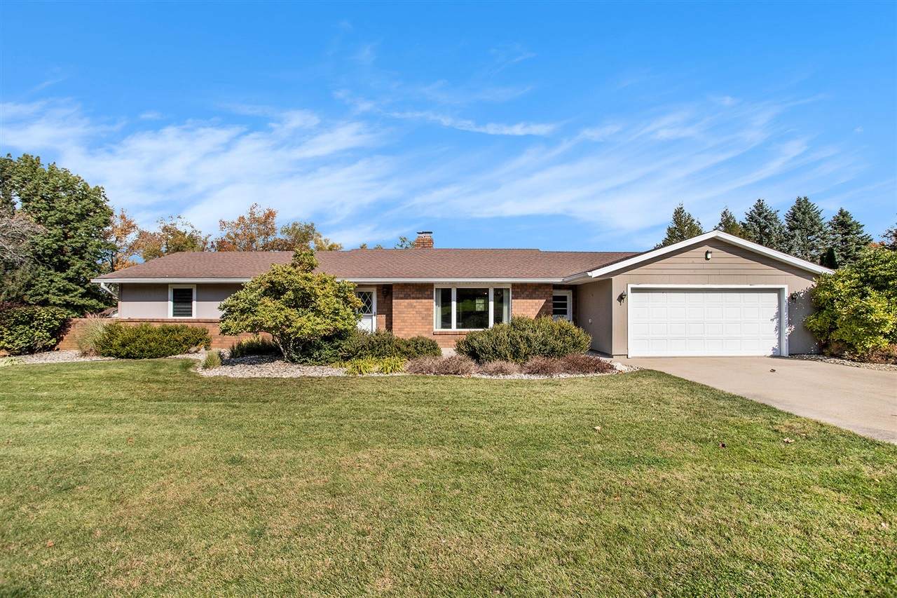 2829 Ridgewood Trail - Photo 1