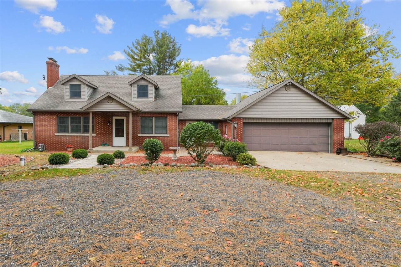 2908 5th Street - Photo 1