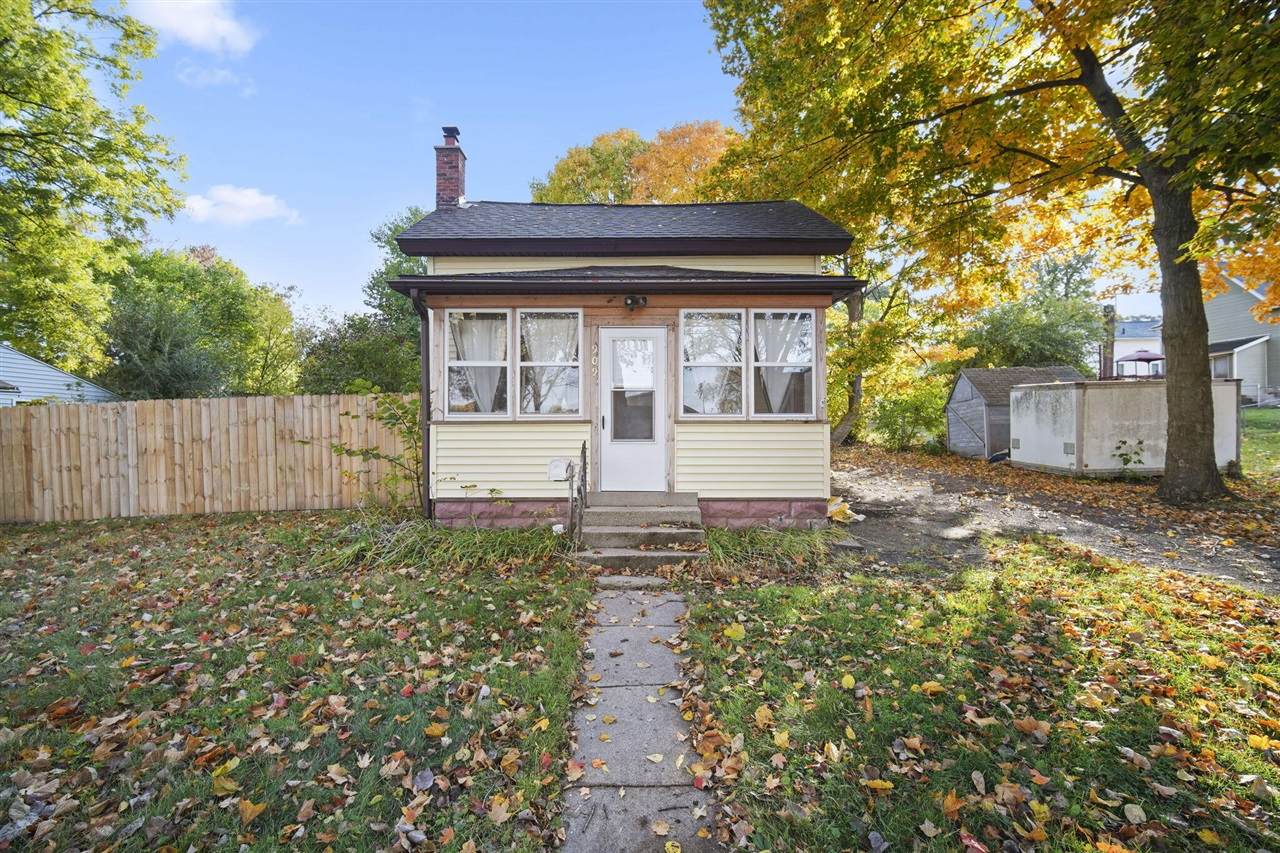 909 Whitney Street - Photo 1