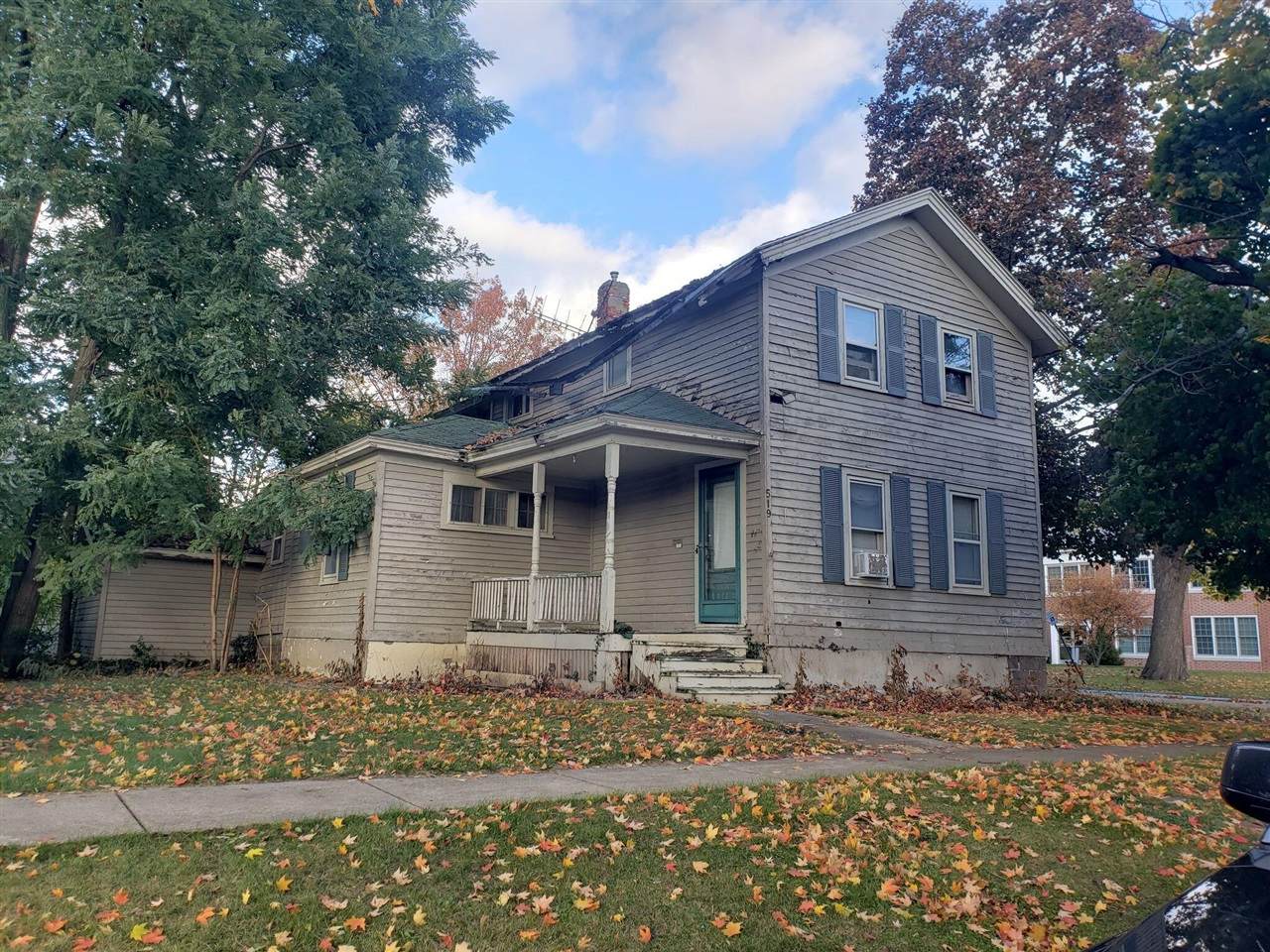 519 Perry Street - Photo 1