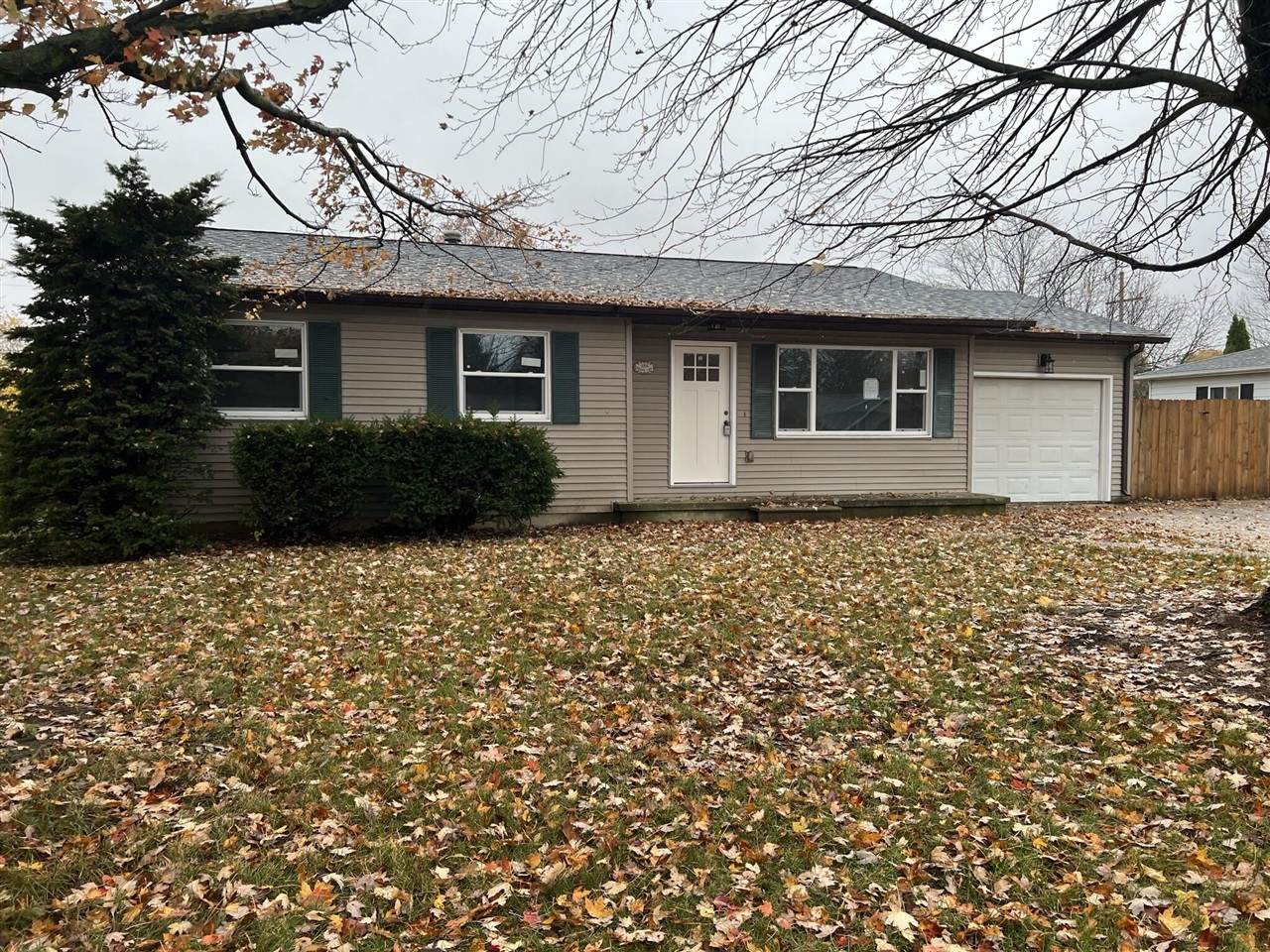 1006 Meadowlane Drive - Photo 1