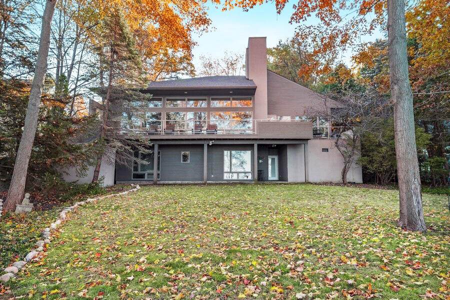 14914 Lakeshore Road - Photo 1