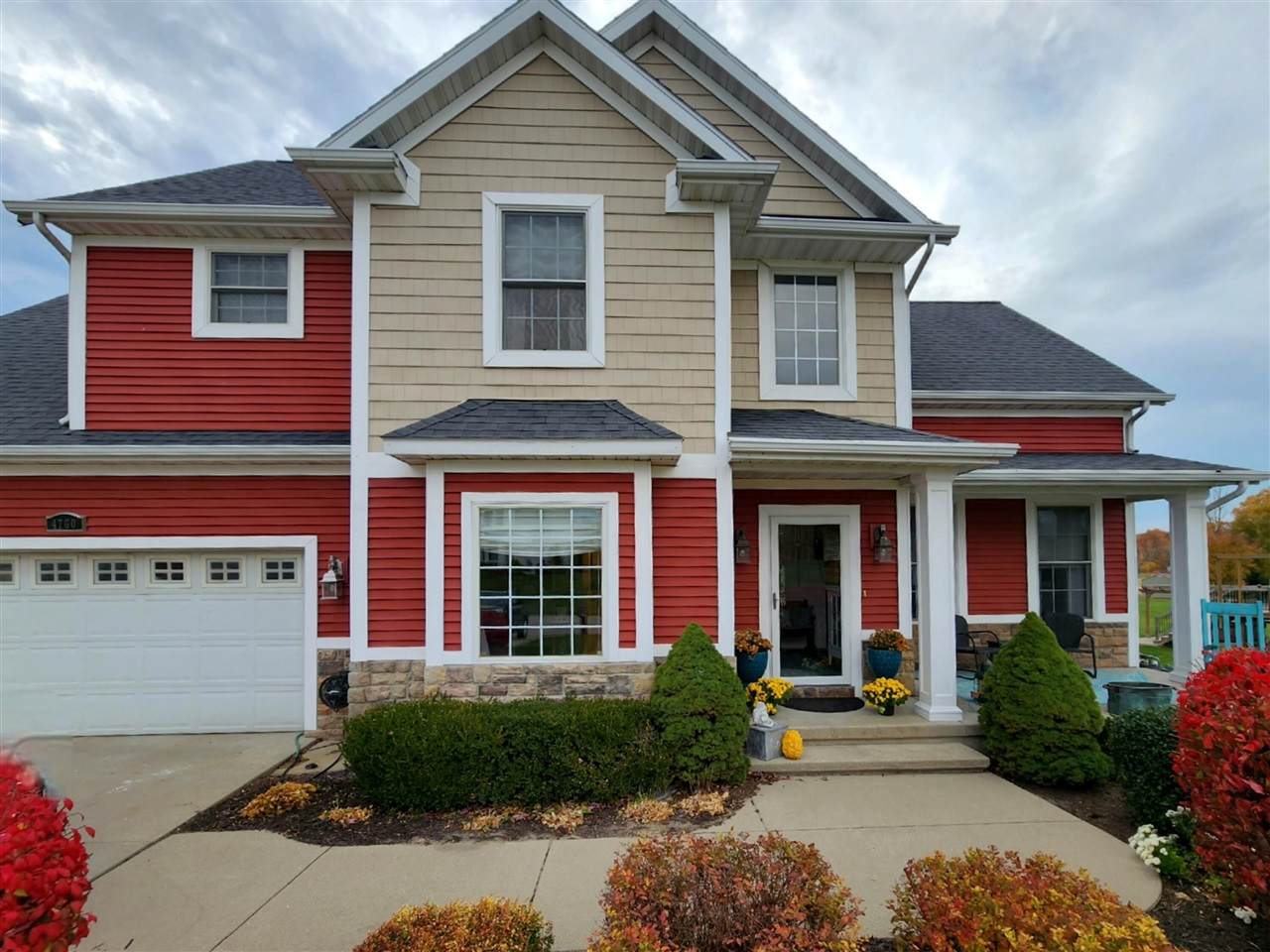 4760 Lauren Lane - Photo 1