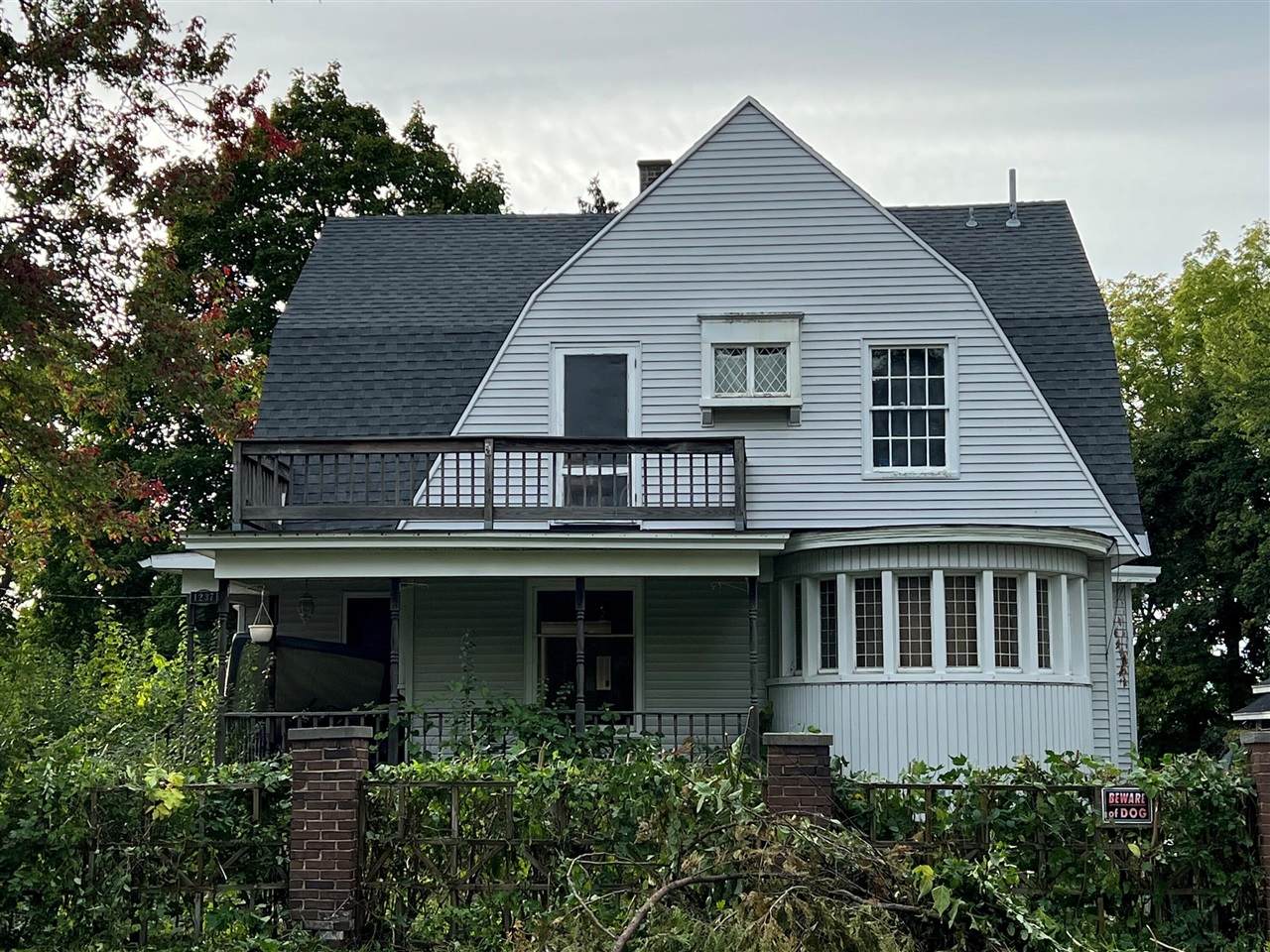 1237 Owen Street - Photo 1