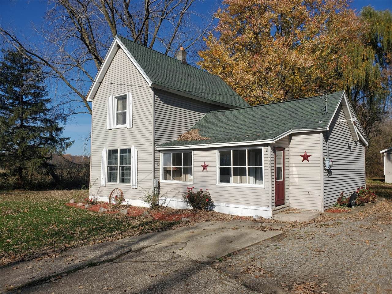 2631 108th Street Sw - Photo 1