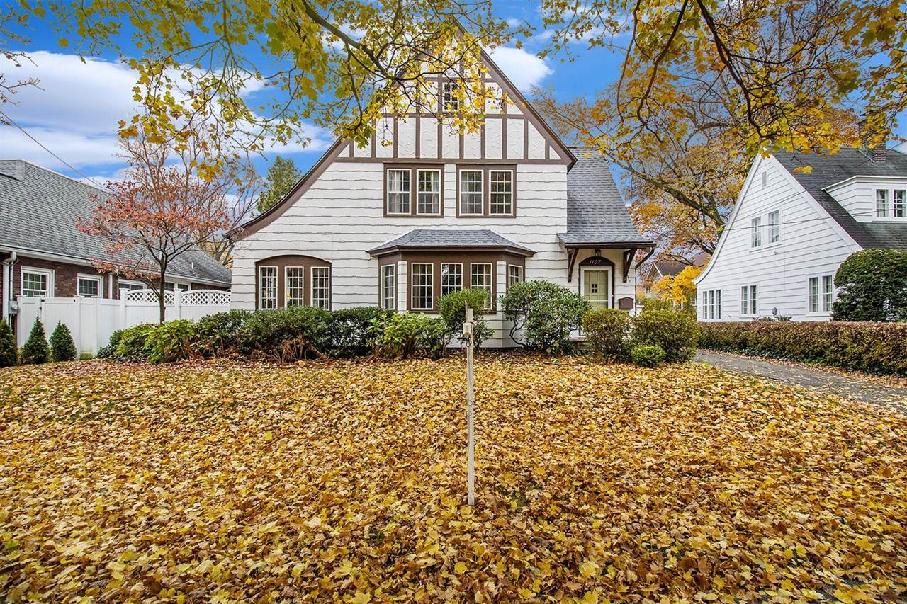 1107 Washington Avenue - Photo 1
