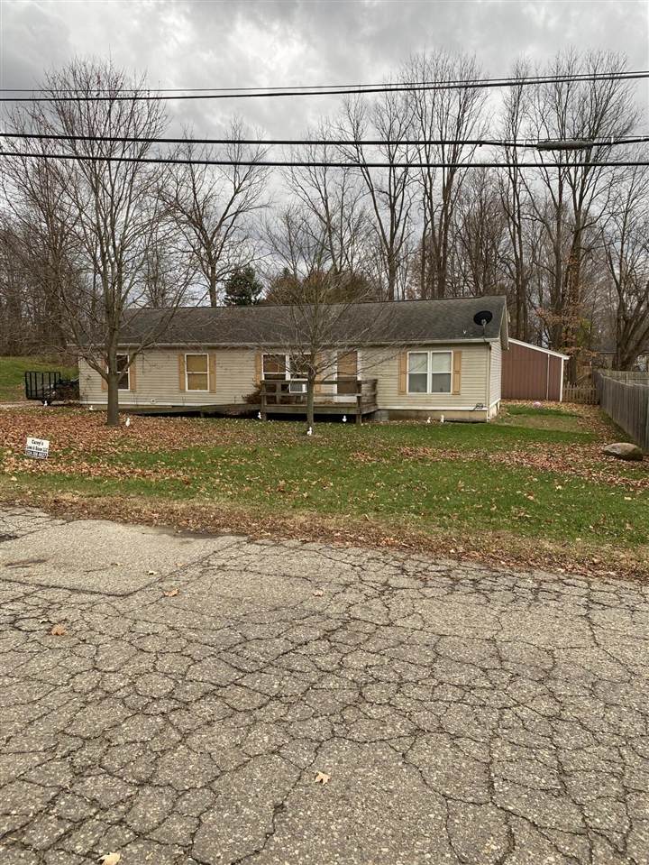 407 Rice Street - Photo 1