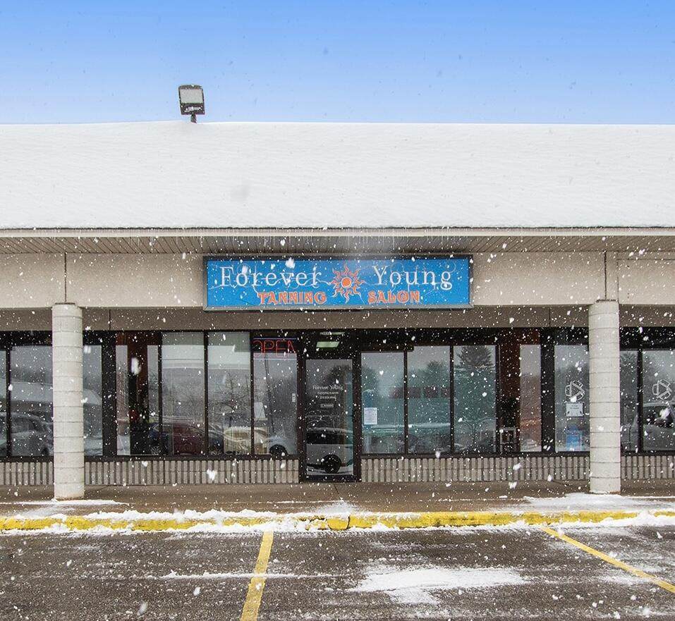 1033 Main Street - Photo 1