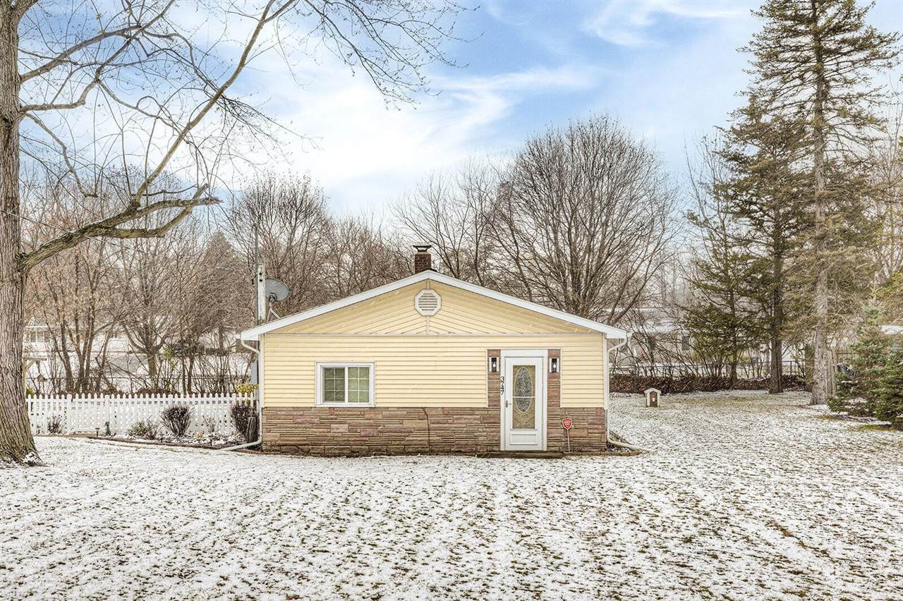 3747 Sunrise Court - Photo 1