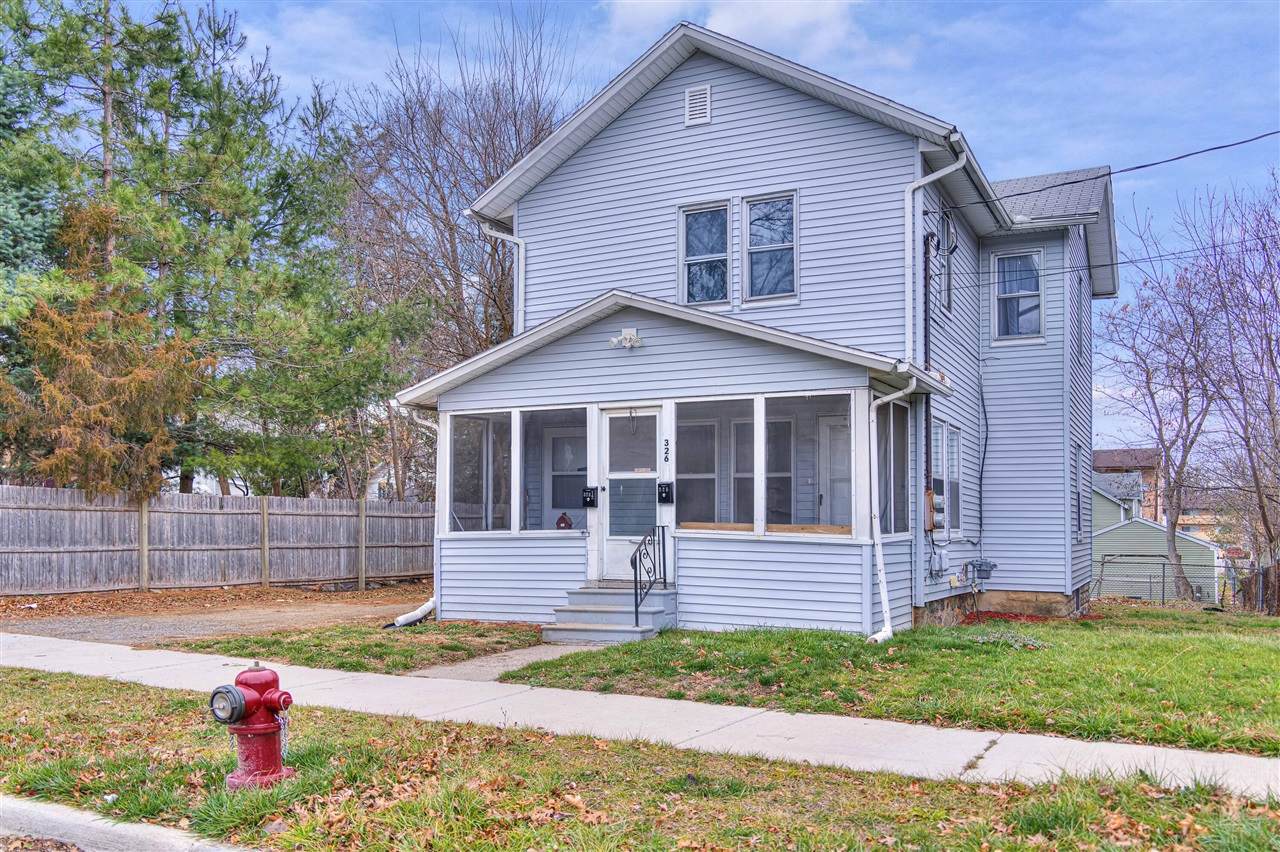 326 Clinton Street - Photo 1