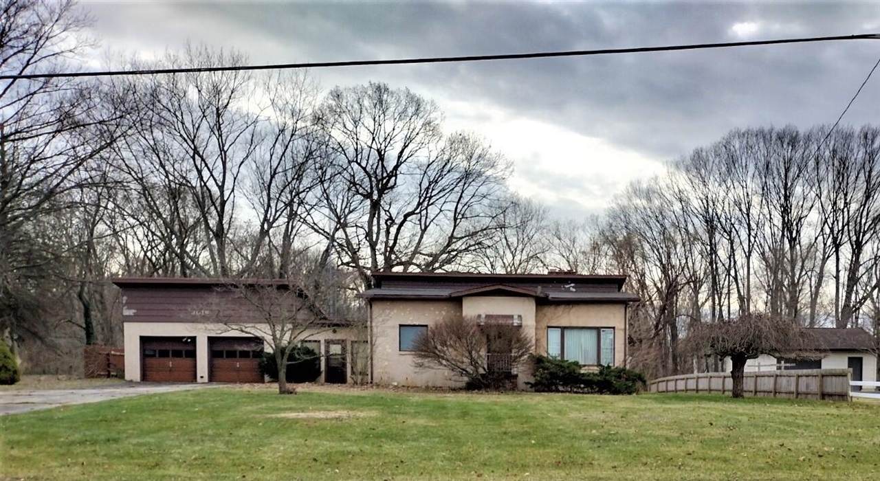 3018 Pipestone Road - Photo 1