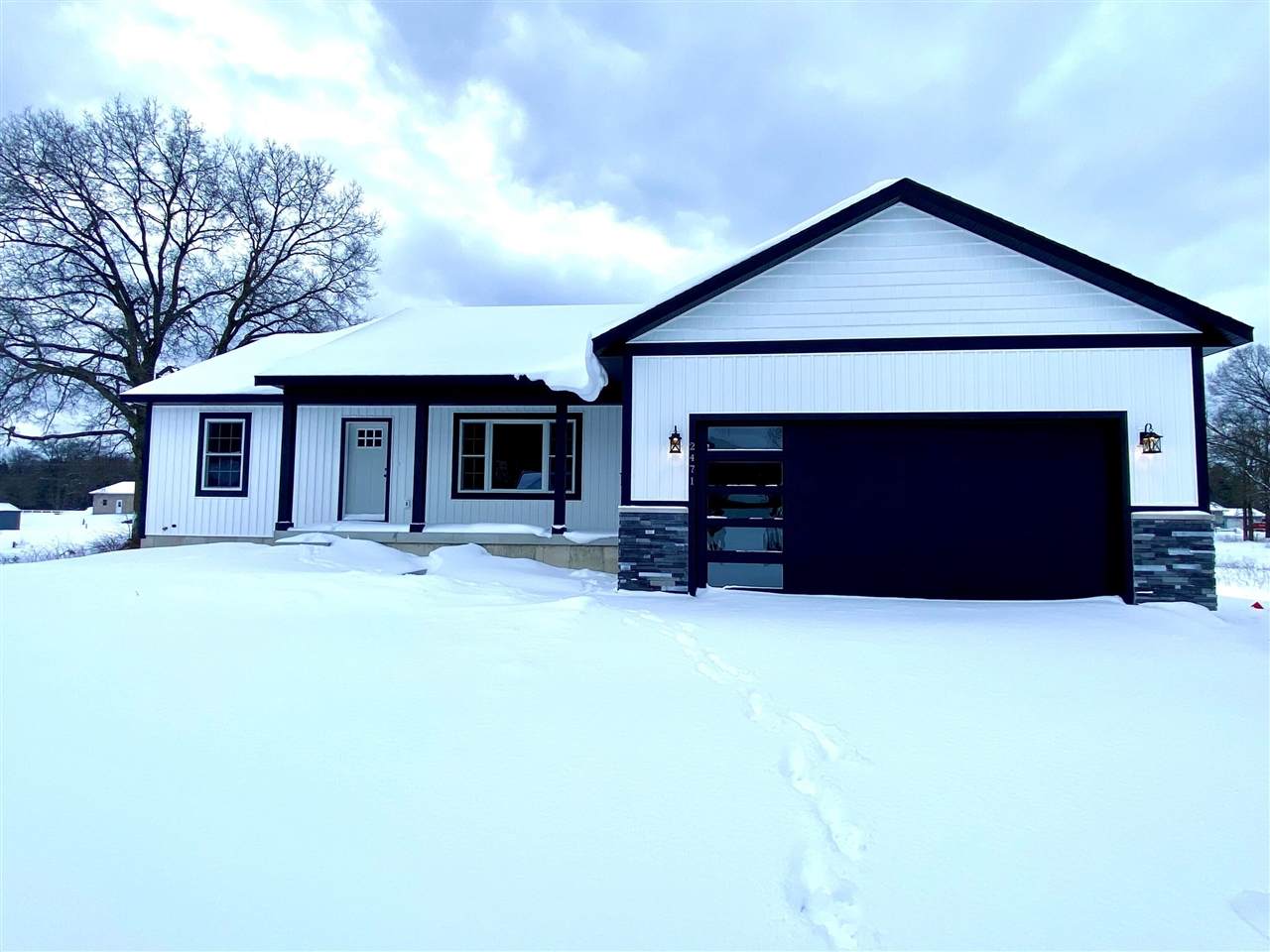 2471 Pratt Lane - Photo 1