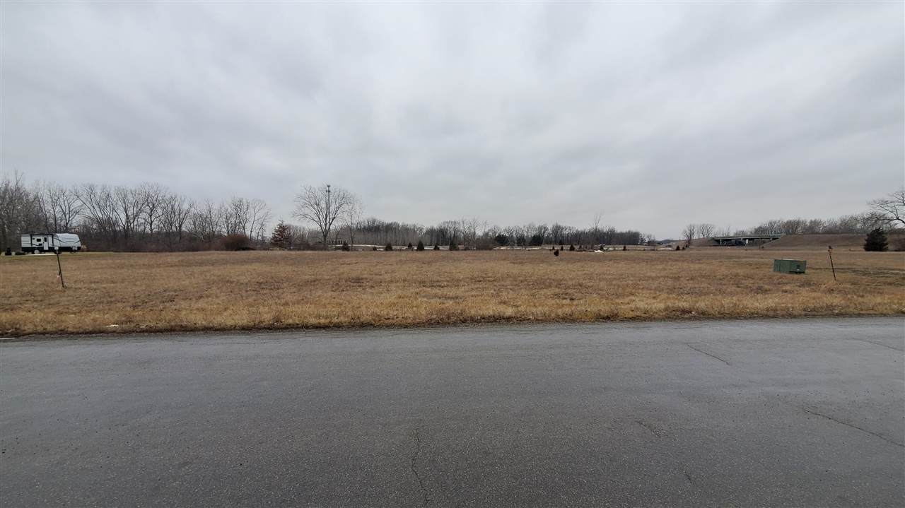 728 Kenaston Drive - Photo 1