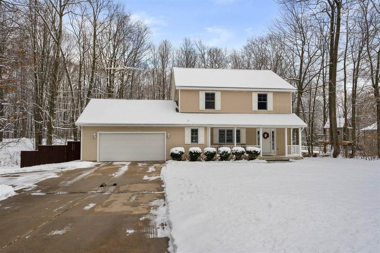 15036 Oakwood Drive - Photo 1