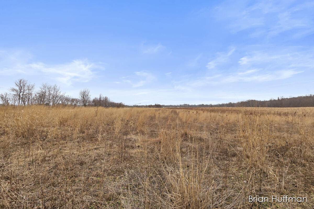 5085 21 Mile Road - Photo 1